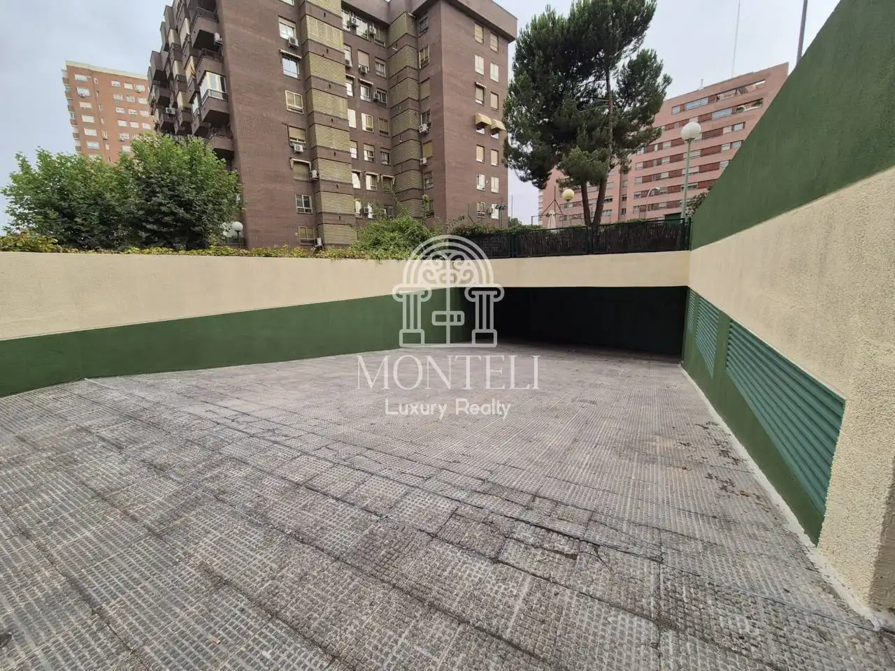 Piso con piscina en venta en Calle Caleruega, imagen 5