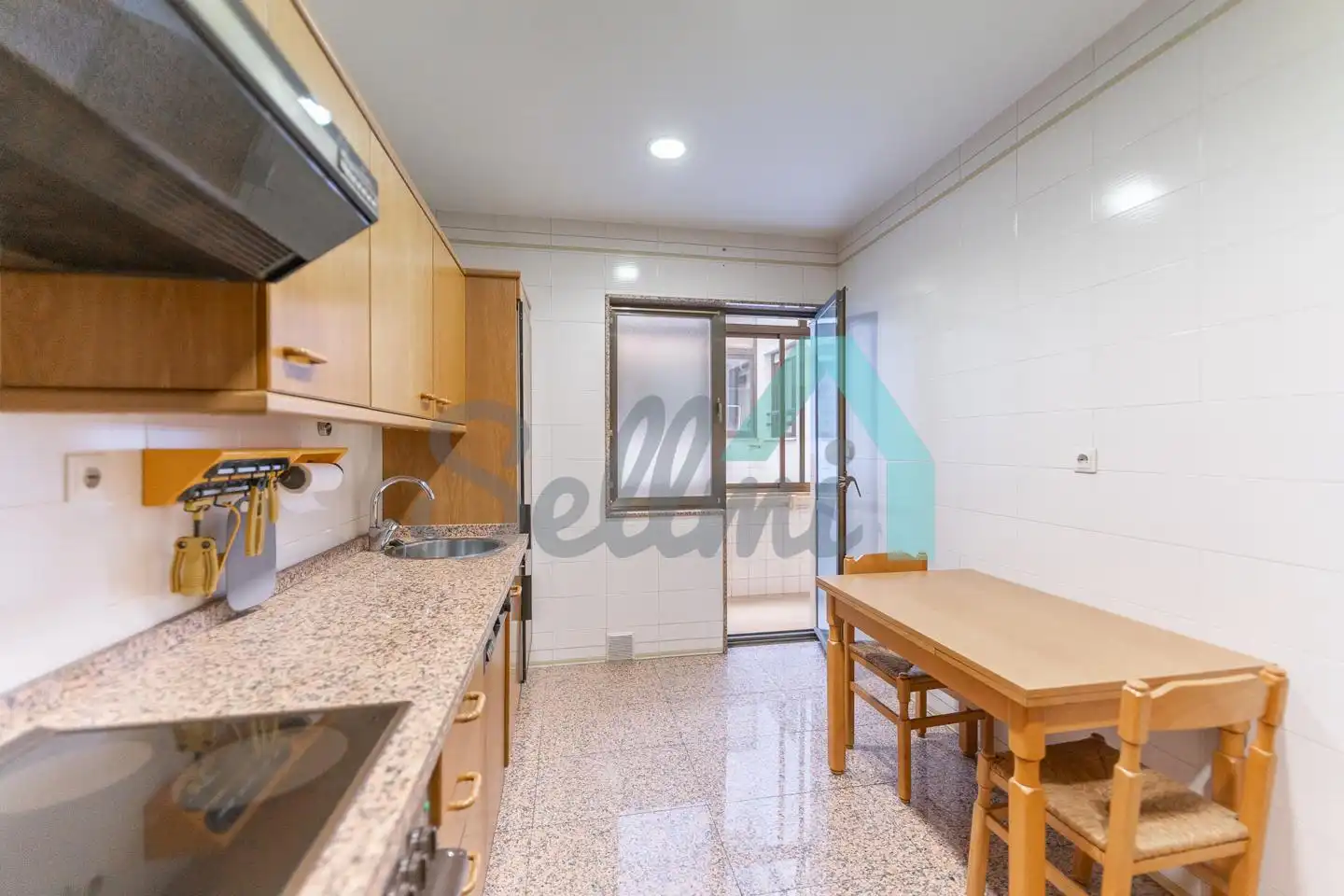 Piso con terraza en alquiler en Calle de Campomanes, imagen 9