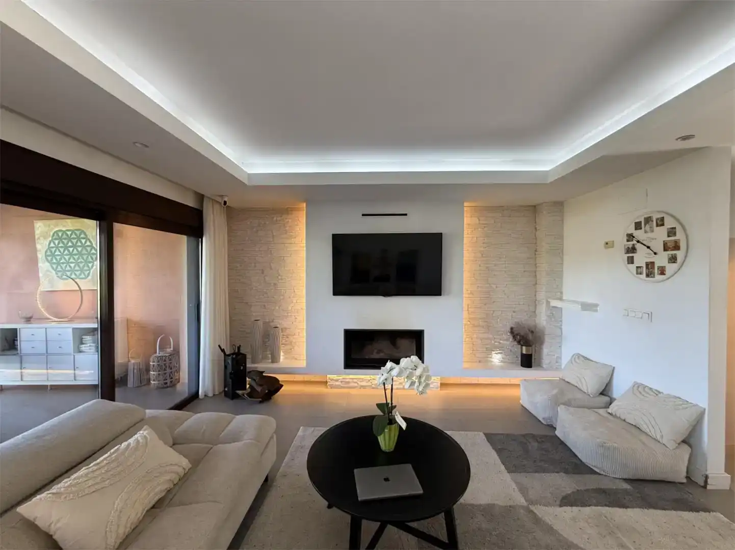 Sala de estar de Piso en venta en Estepona con Aire acondicionado, Piscina y Balcón