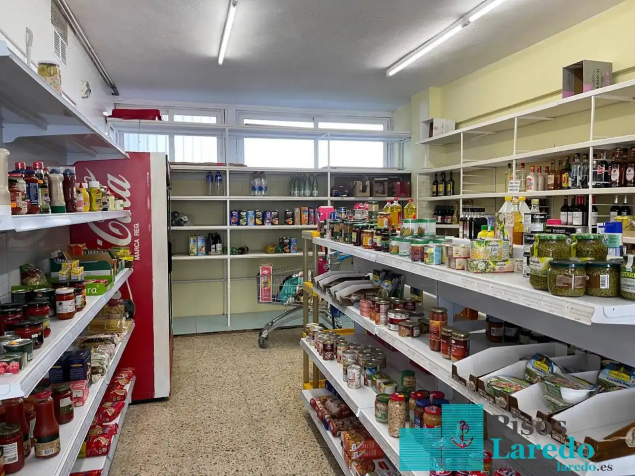 Local de lloguer a Plaza Carlos V, 1, Carlos V