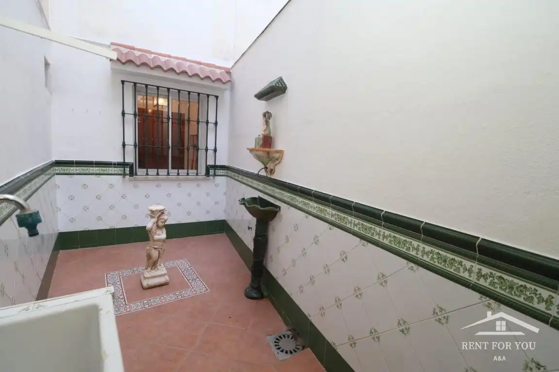 Maisonette zur Miete in Coín mit Klimaanlage und Balkon