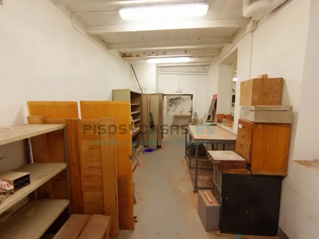 Geschaftsraum zum Verkauf in Zaragoza