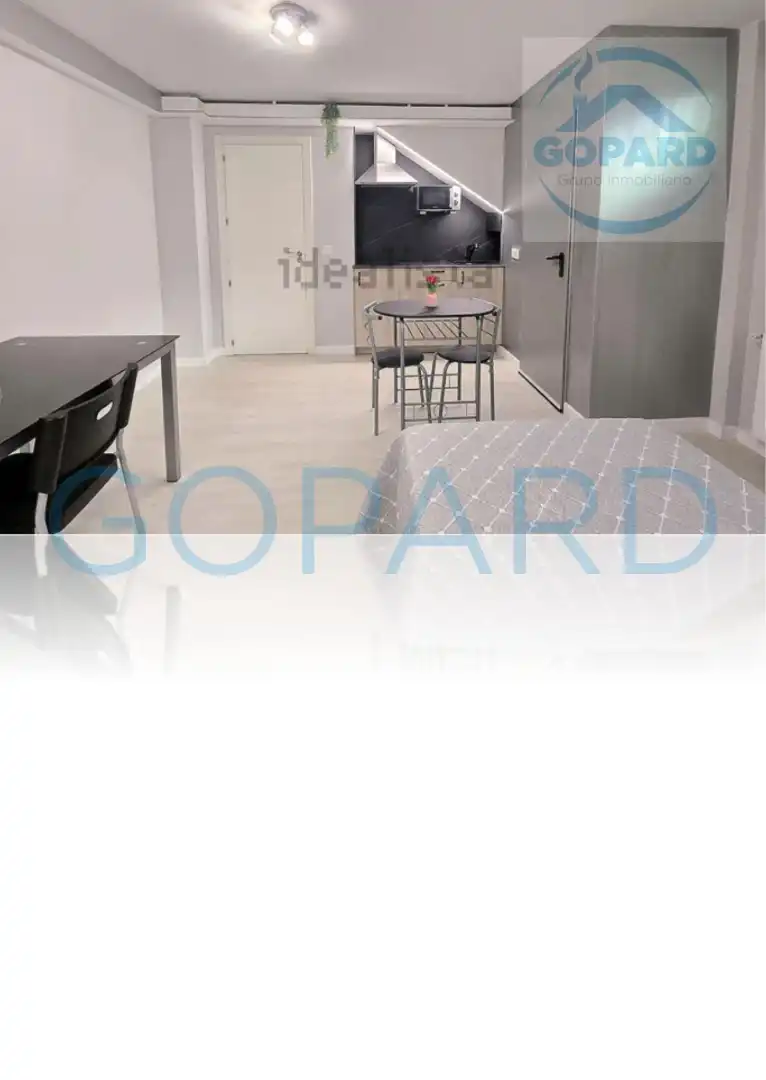 Apartamento de alquiler en Villanueva de la Cañada con Calefacción, Amueblado y Horno