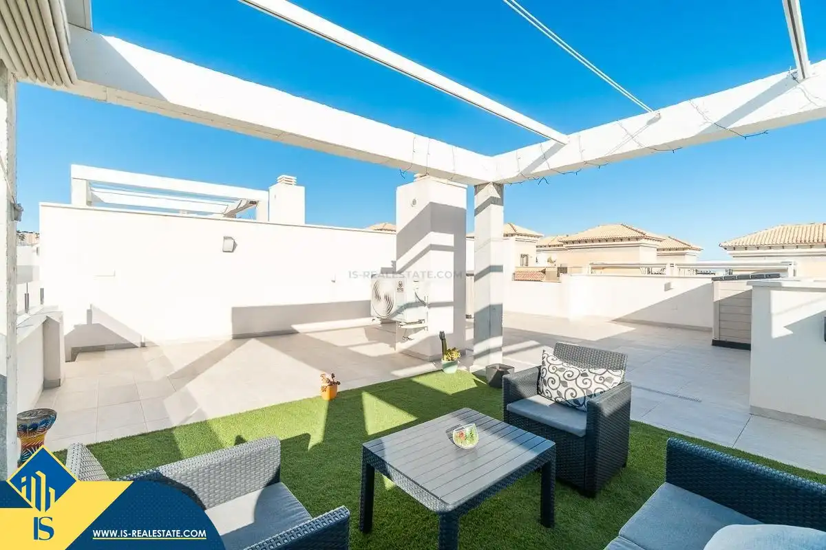 Piso con piscina en venta en Orihuela Costa, imagen 2