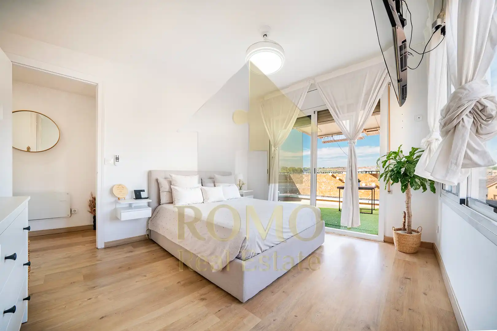 Casa amb terrassa en venda a Santa Perpètua de Mogoda, imagen 37