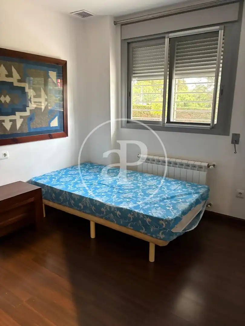 Bedroom of Houses for rent in Torrent  with Air Conditioner, Heating and Private garden