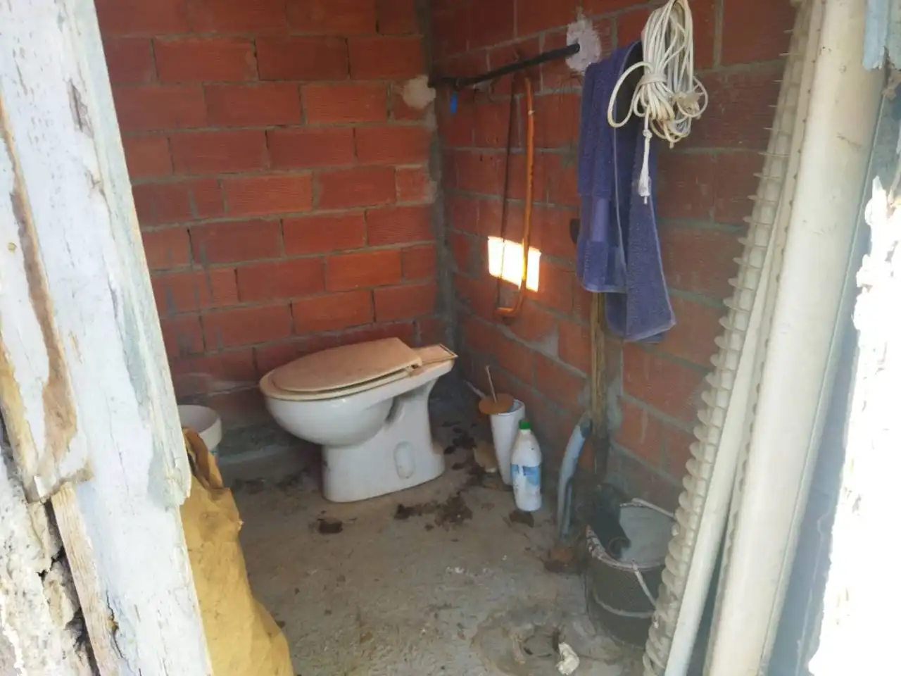 Bathroom of Land for sale in Sant Llorenç Savall