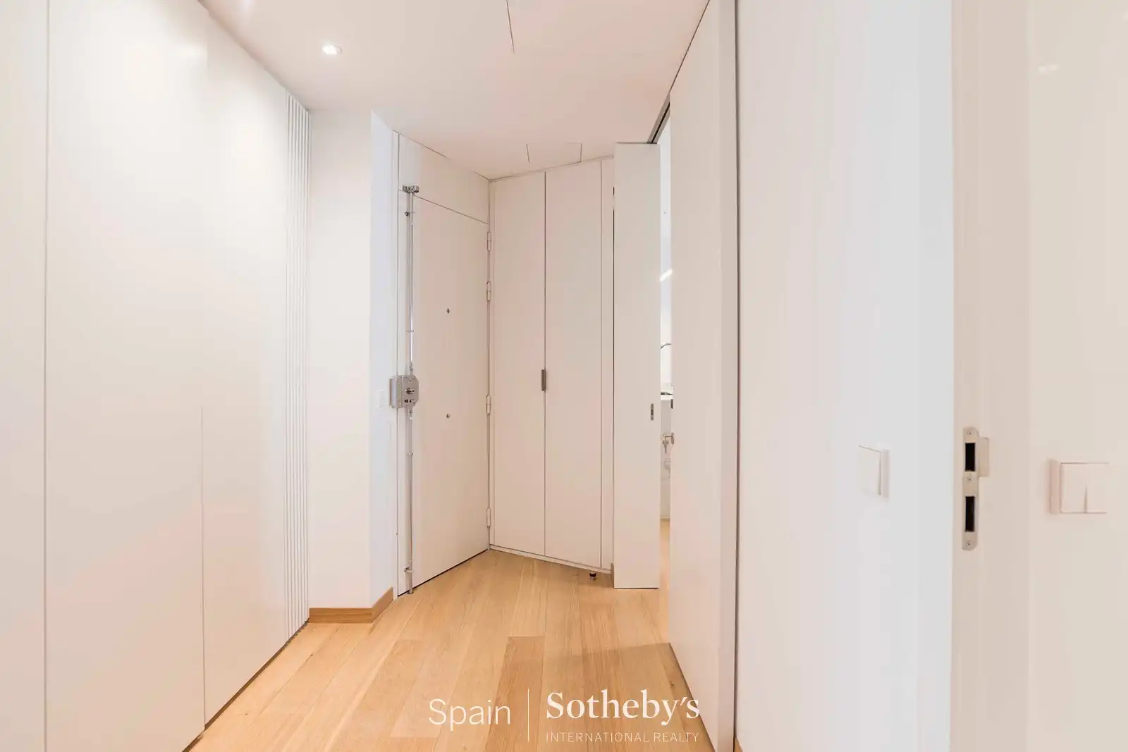 Wohnungen zum Verkauf in Madrid mit Klimaanlage, Heizung und Terrasse