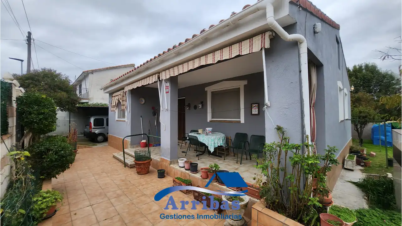 Chalet con piscina en venta en Escalona, imagen 2