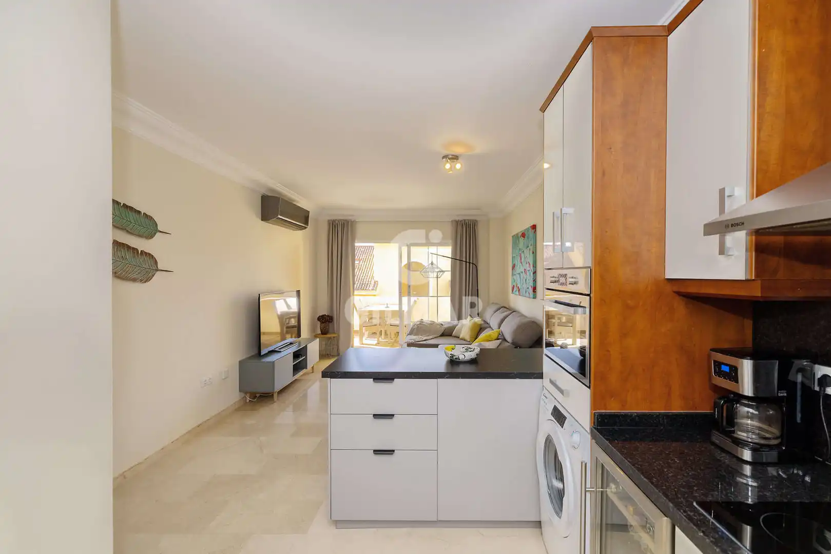 Vista exterior de Apartament en venda en Estepona amb Piscina i Balcó