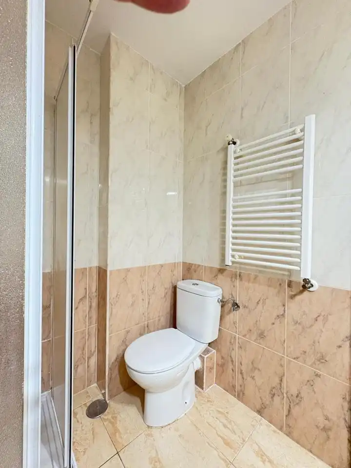 Bathroom of Flat for rent in Navalcarnero  with Air Conditioner, Heating and Terrace