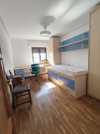 Flat with terrace to rent in SAAVEDRA Y FAJARDO, imagen 5