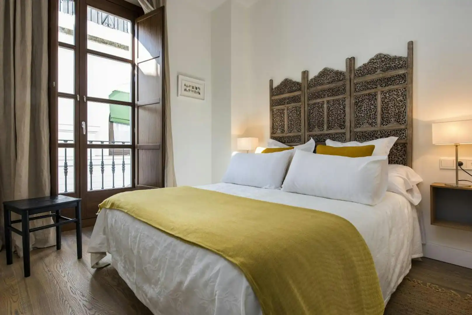Schlafzimmer von Wohnung zur Miete in Sevilla mit Klimaanlage, Heizung und Waschmaschine