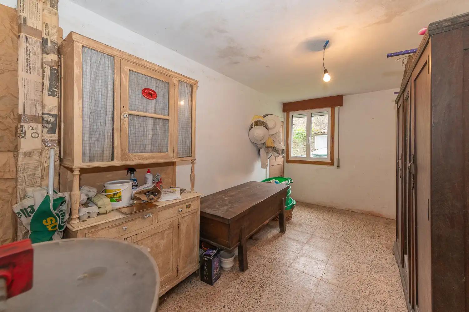 Cuina de Finca rústica en venda en Santiso amb Moblat