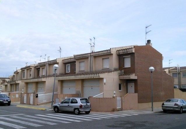 Vista exterior de Casa adosada en venda en Banyeres del Penedès