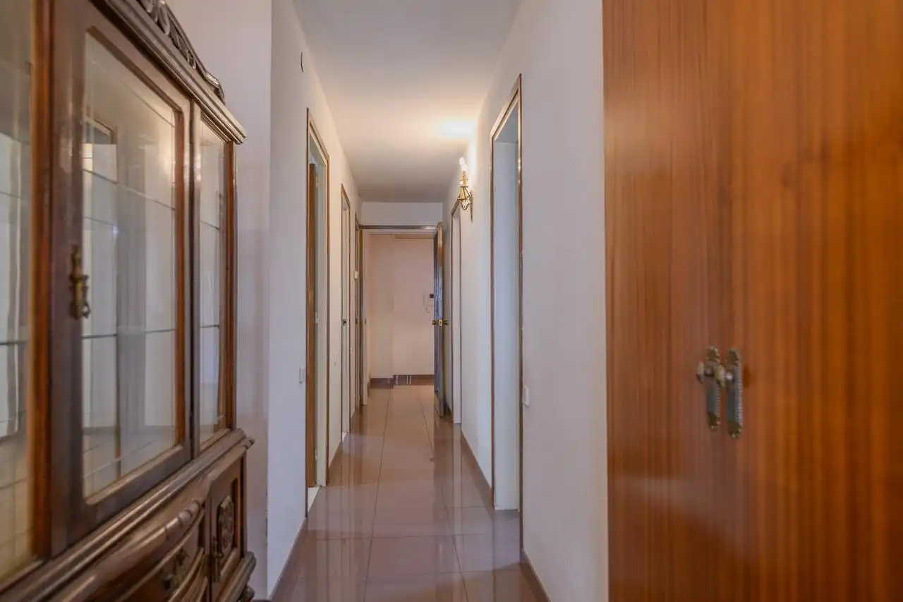 Piso en venta en Barcelona con Calefacción y Parquet