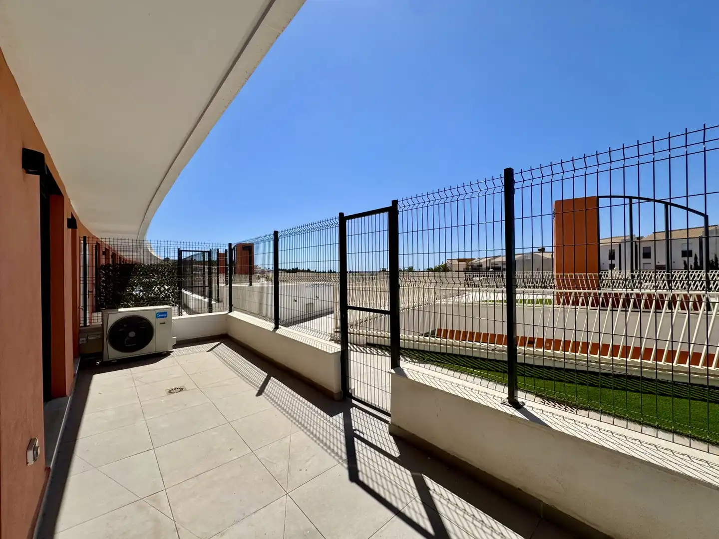 Terraza de Planta baja en venta en Mijas con Aire acondicionado, Terraza y Piscina