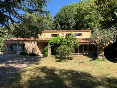 Vista exterior de Casa o xalet en venda en Teo amb Terrassa, Piscina i Balcó