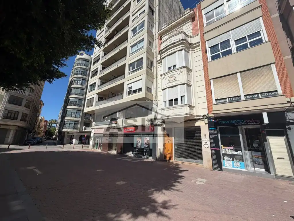 Außenansicht von Gebäude zum Verkauf in Alzira