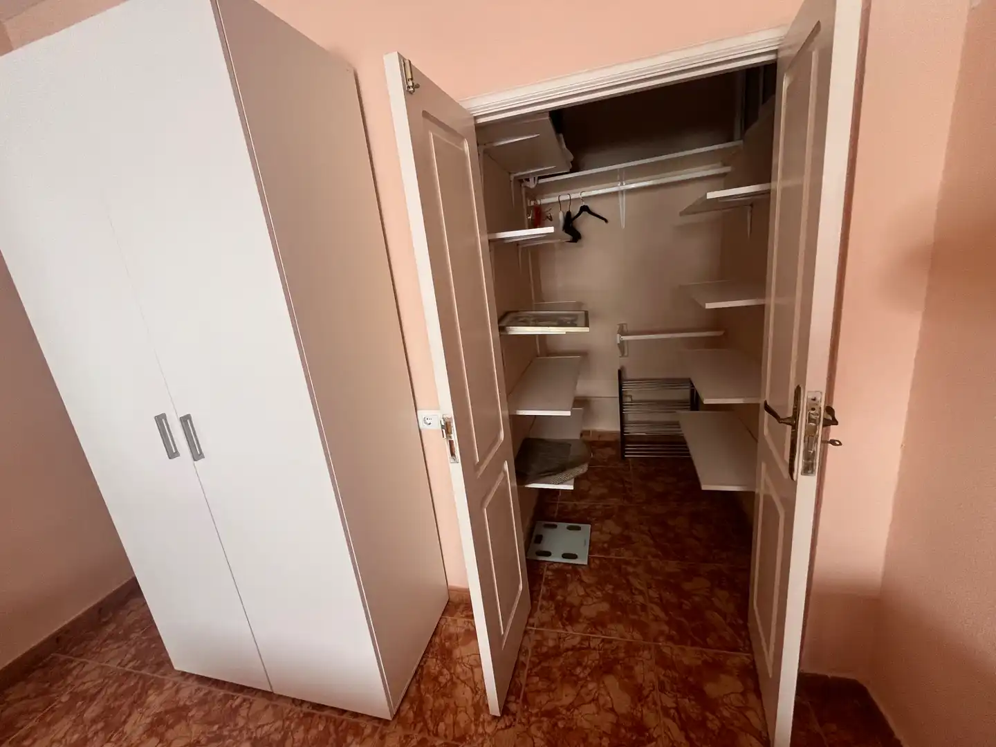 Habitación de Piso de alquiler en Las Palmas de Gran Canaria con Amueblado, Horno y Lavadora