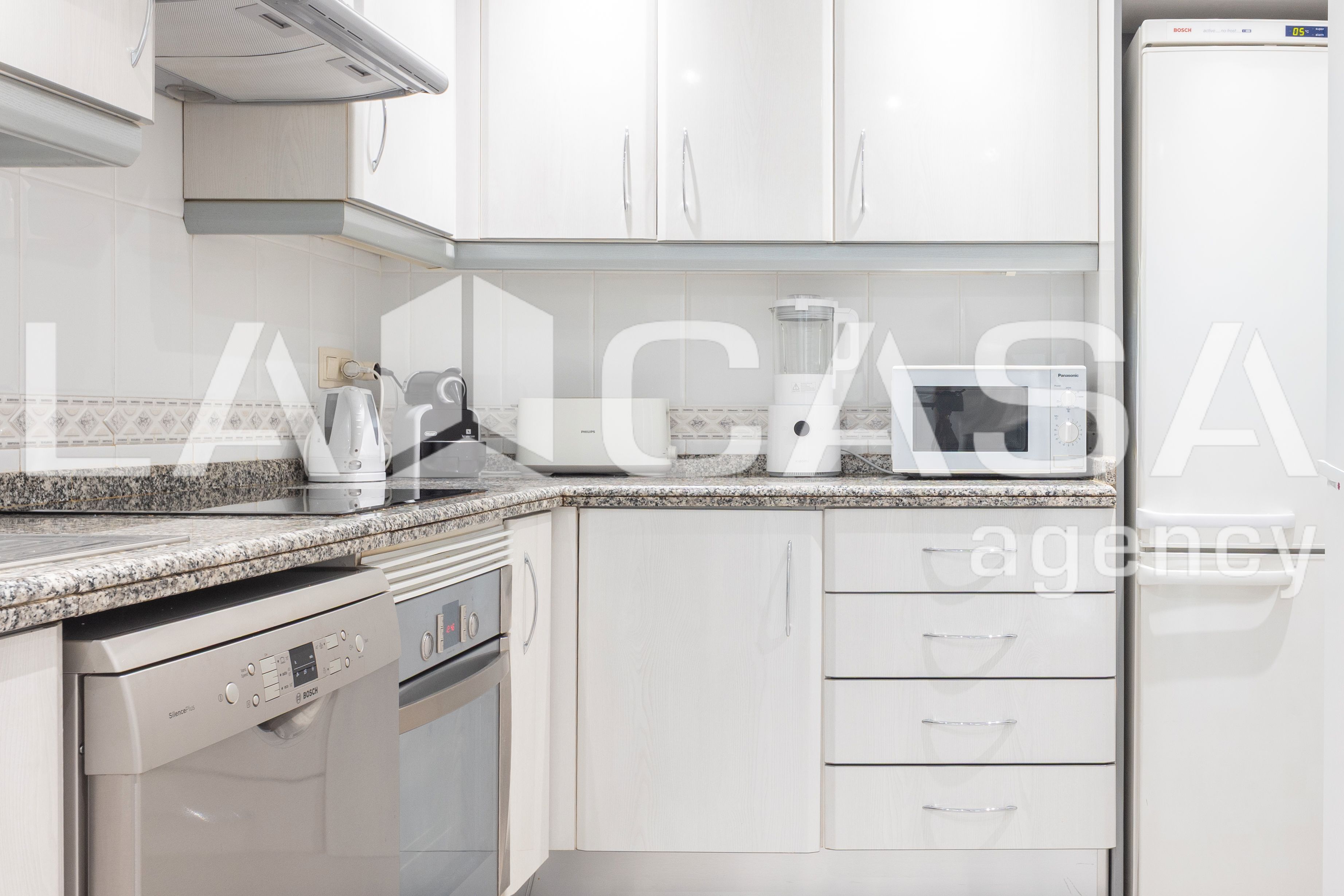 Cocina de Piso en venta en  Valencia Capital con Calefacción, Trastero y Balcón