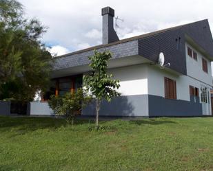 Exterior view of House or chalet for sale in Ponferrada  with Heating, Private garden and Parquet flooring