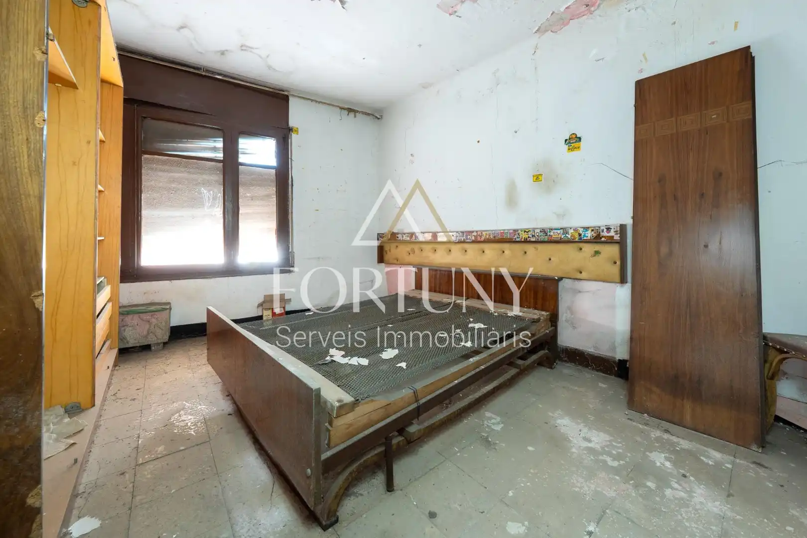 Edificio en venta en TORRES JORDI, L'Espluga de Francolí