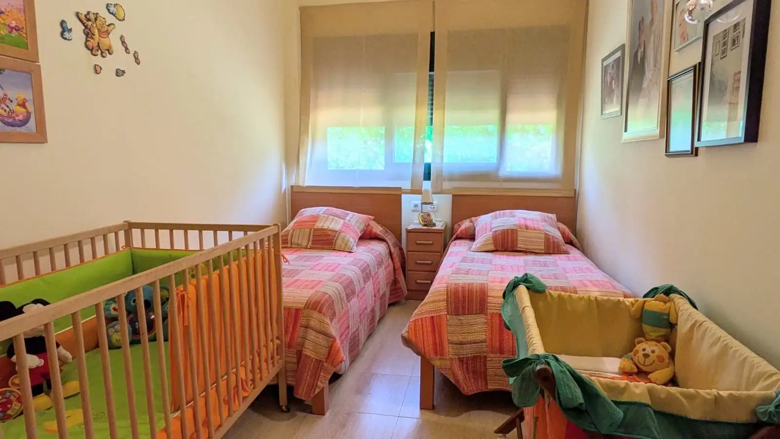 Dormitori de Casa adosada en venda en Tarragona amb Calefacció, Terrassa i Moblat