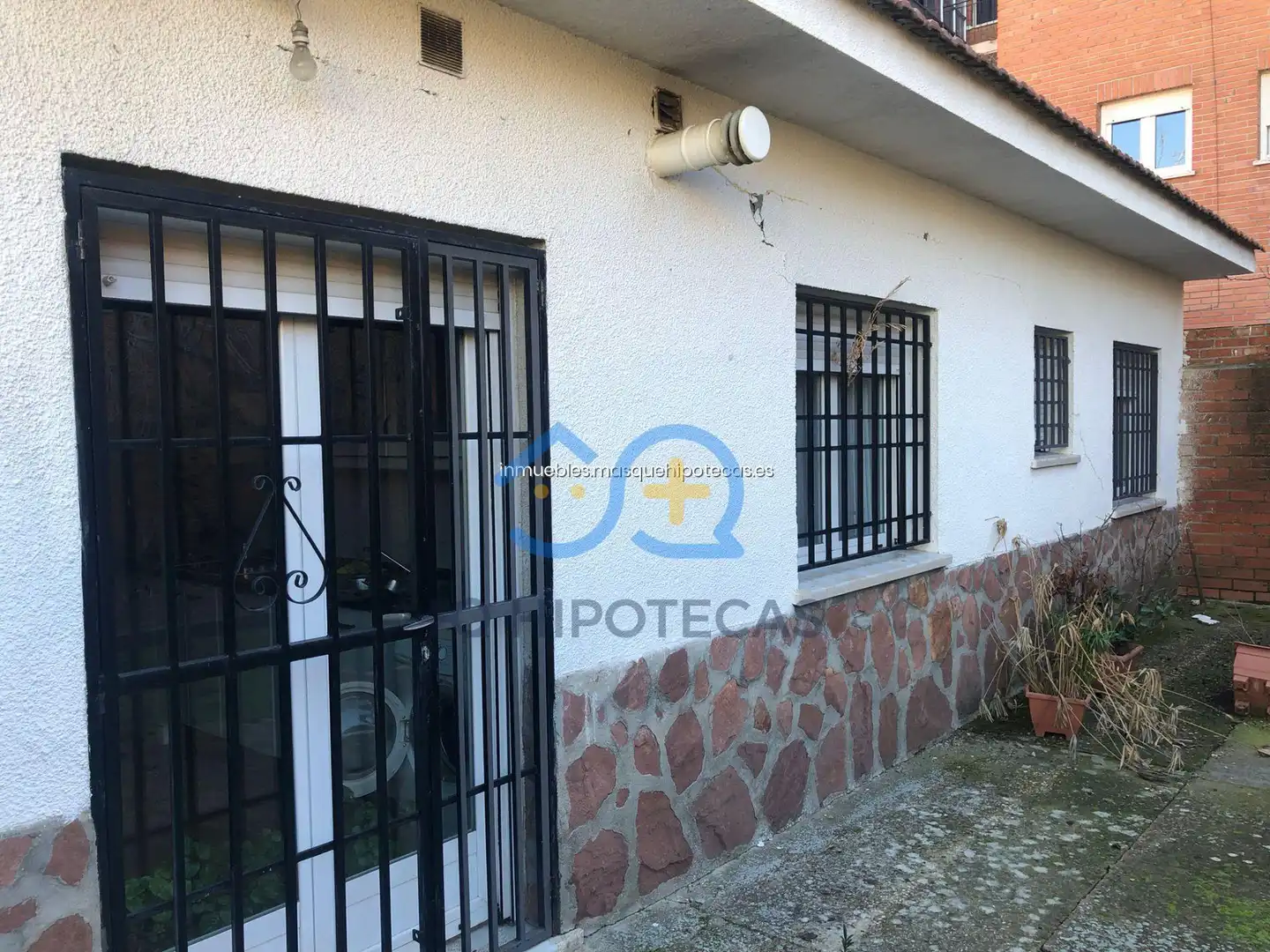 Vista exterior de Casa o chalet en venta en Yuncos con Jardín privado y Parquet