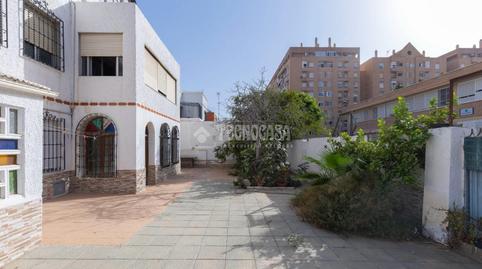 Foto 2 de Casa adosada en venta en Ciudad Jardín - Tagarete - El Zapillo,  Almería Capital