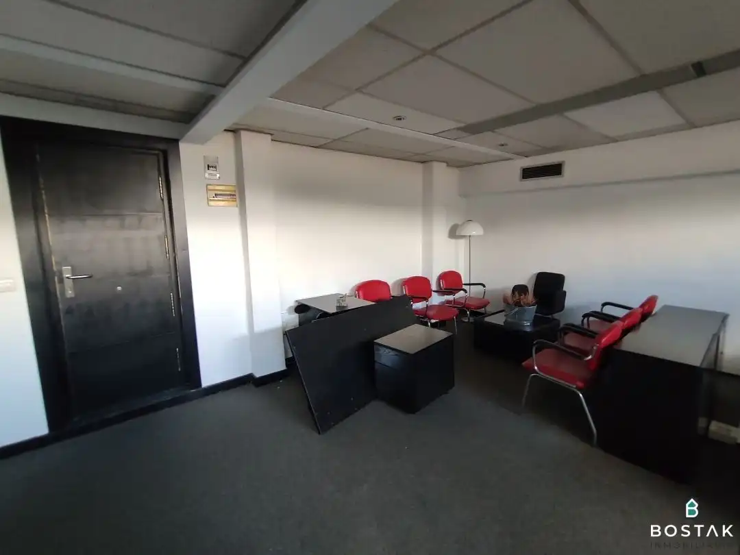 Büro mit Aufzug zur Miete in Ibáñez de Bilbao Kalea, imagen 15