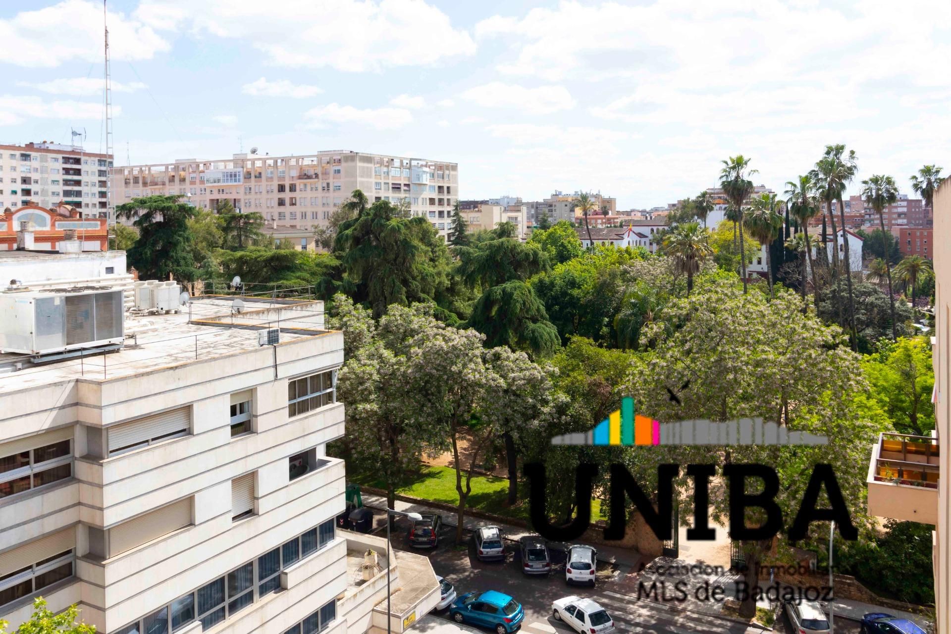 Exterior view of Flat for sale in Badajoz Capital  with Air Conditioner, Heating and Terrace