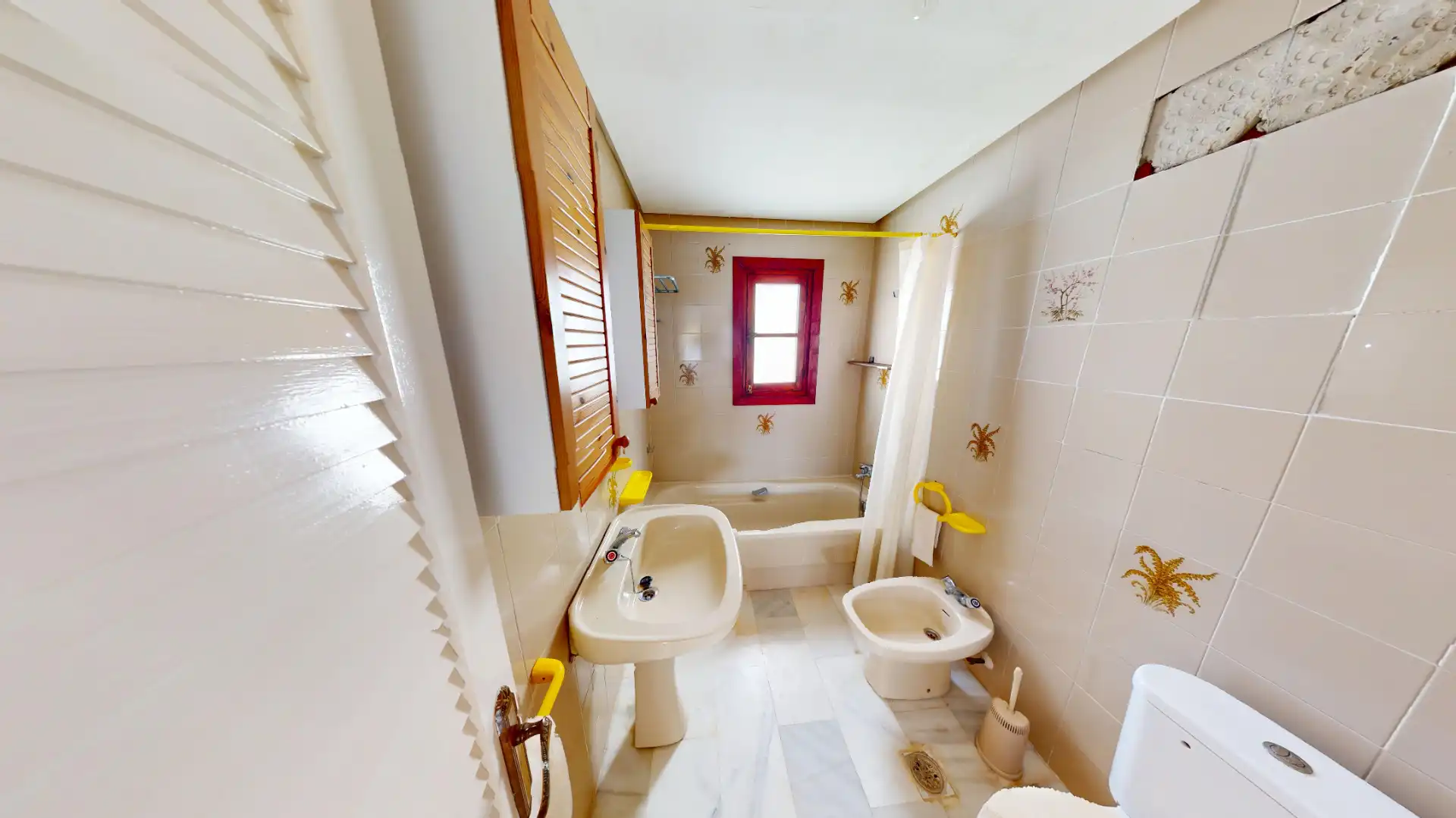 Bathroom of Flat for sale in Manilva  with Terrace, Furnished and Washing machine