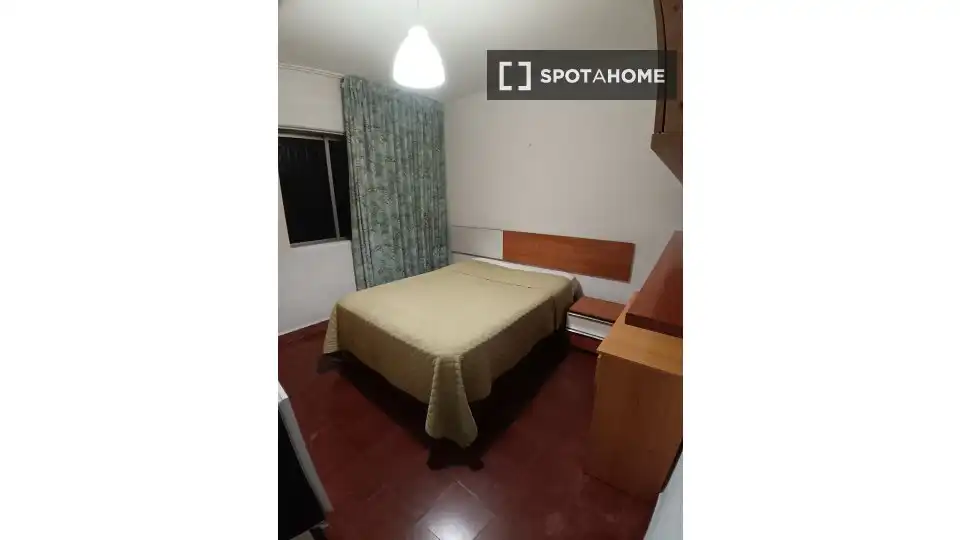 Room in Juan XXIII