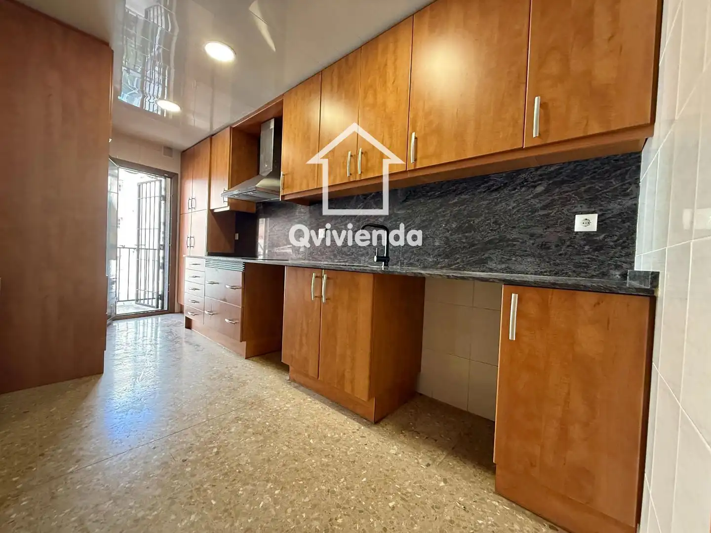 Cocina de Piso en venta en Polinyà con Calefacción, Terraza y Balcón