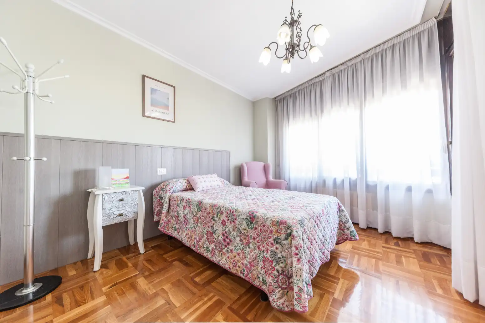 Bedroom of Flat for sale in Gijón   with Heating, Parquet flooring and Terrace