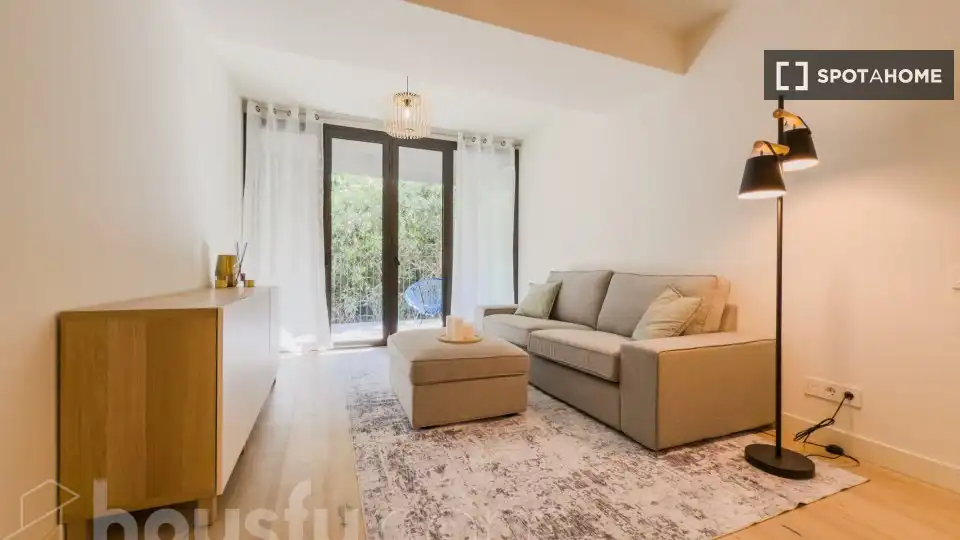 Flat for rent in La Nova Esquerra de l'Eixample