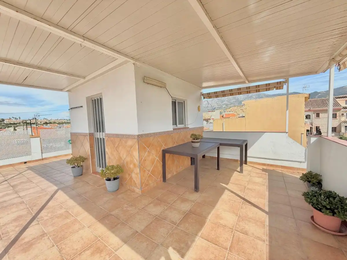 Terrace of Detached homes for sale in Fuengirola  with Air Conditioner, Heating and Terrace