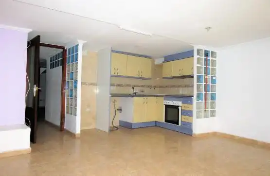Piso en venta en ABAT ESCARRE PL.ENTRESUELO, 12, L'Arboç