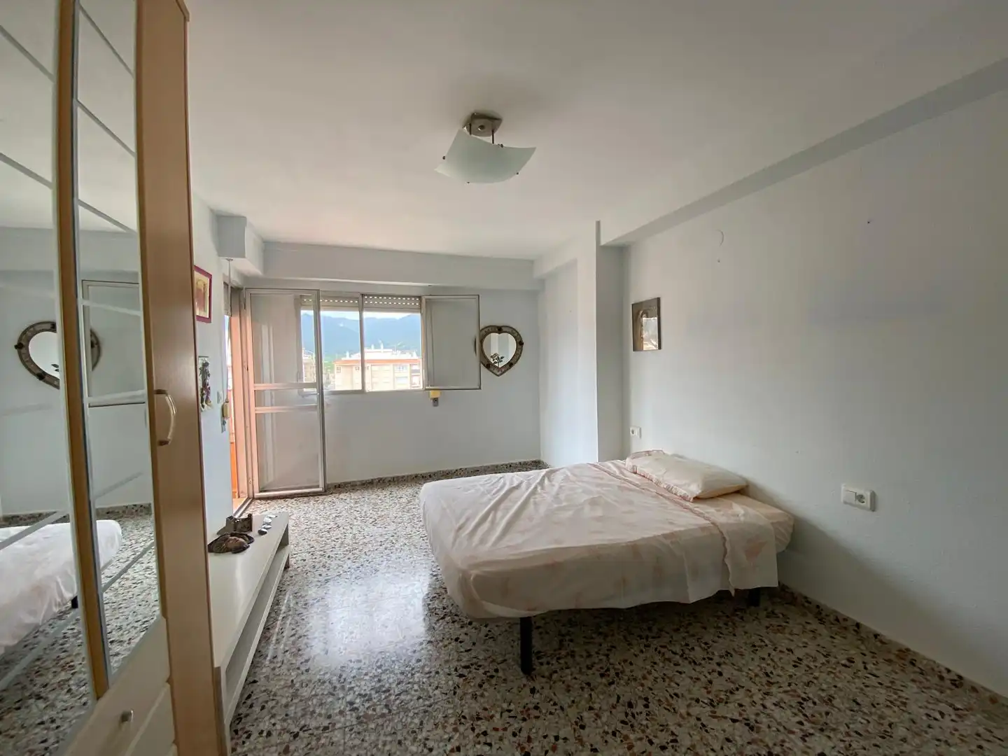 Habitación de Piso en venta en Xeraco con Horno y Balcón