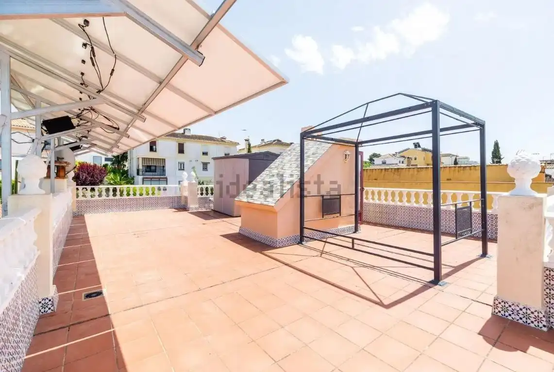 Chalet con terraza en venta en Calle el Peral, imagen 16