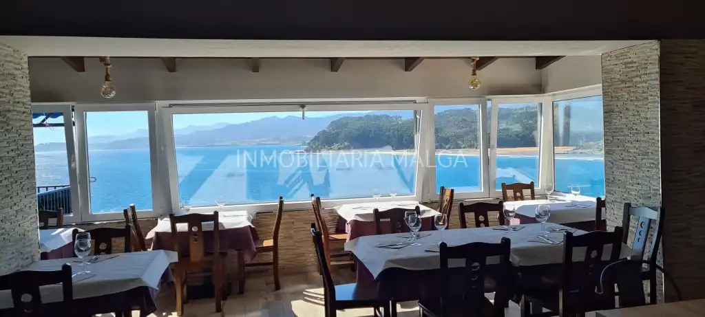 Local de alquiler en Colunga con Terraza y Amueblado