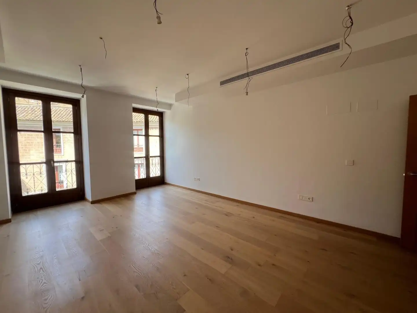 Sala d'estar de Pis en venda en Zaragoza amb Aire condicionat, Calefacció i Parquet