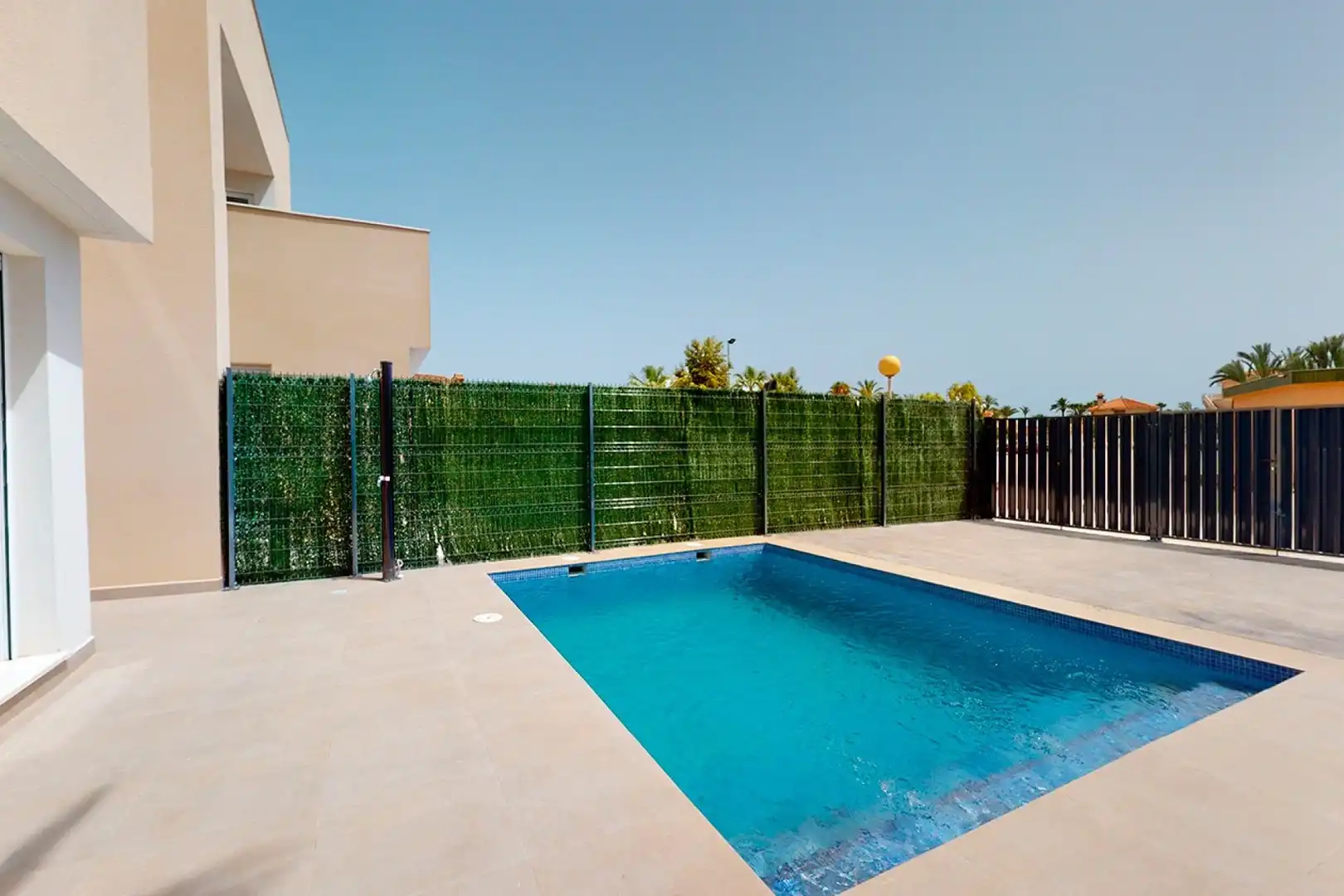 Detached house with terrace for sale in Playa Perla de Levante, imagen 4