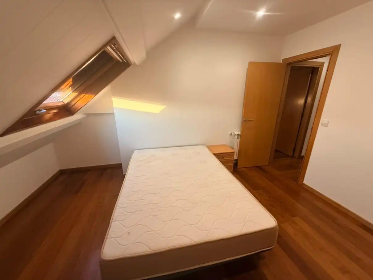 Bedroom of Duplexes for sale in Ames  with Heating, Parquet flooring and Storage room