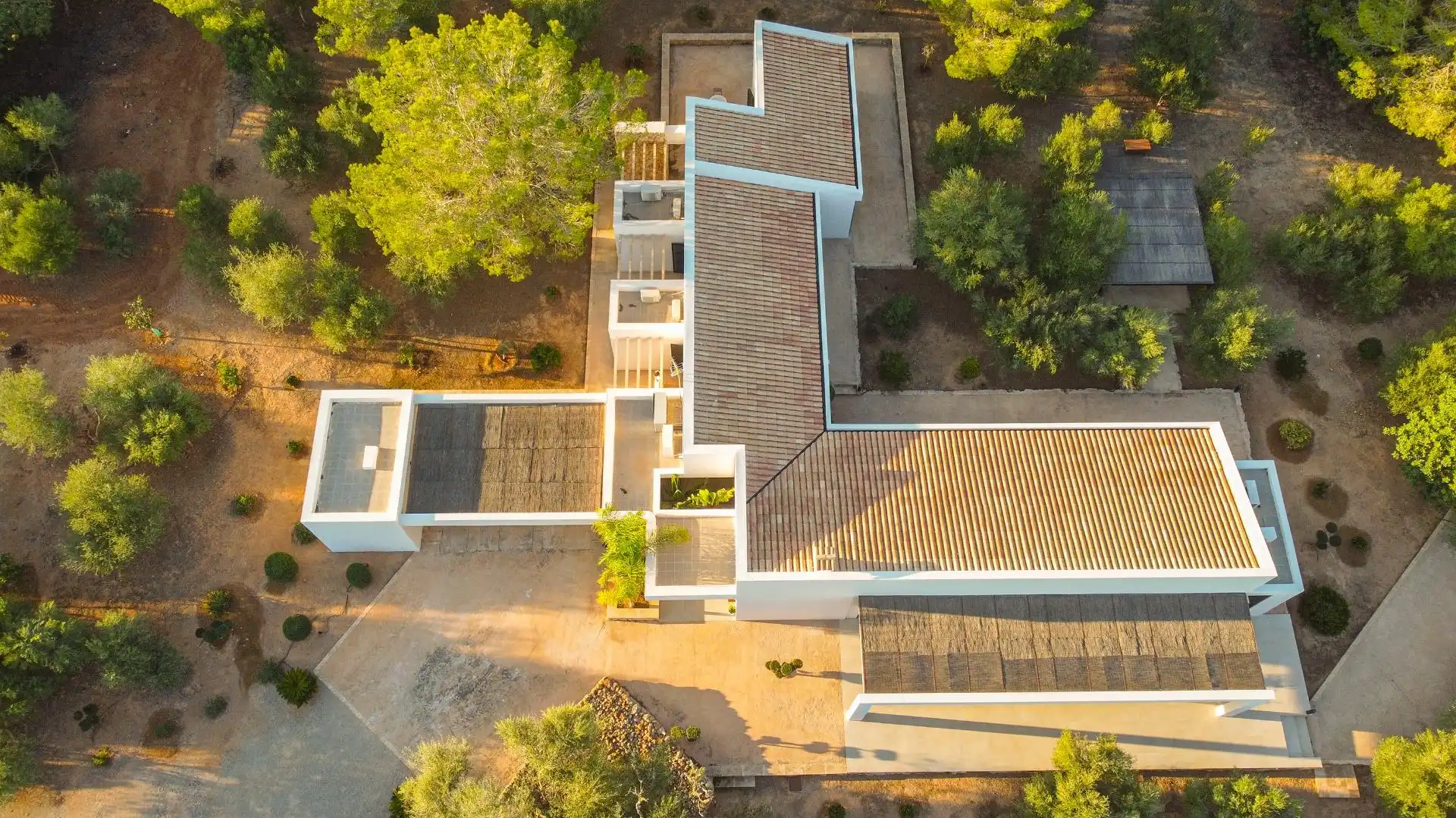 Vista exterior de Casa o xalet en venda en Porreres amb Aire condicionat, Jardí privat i Terrassa