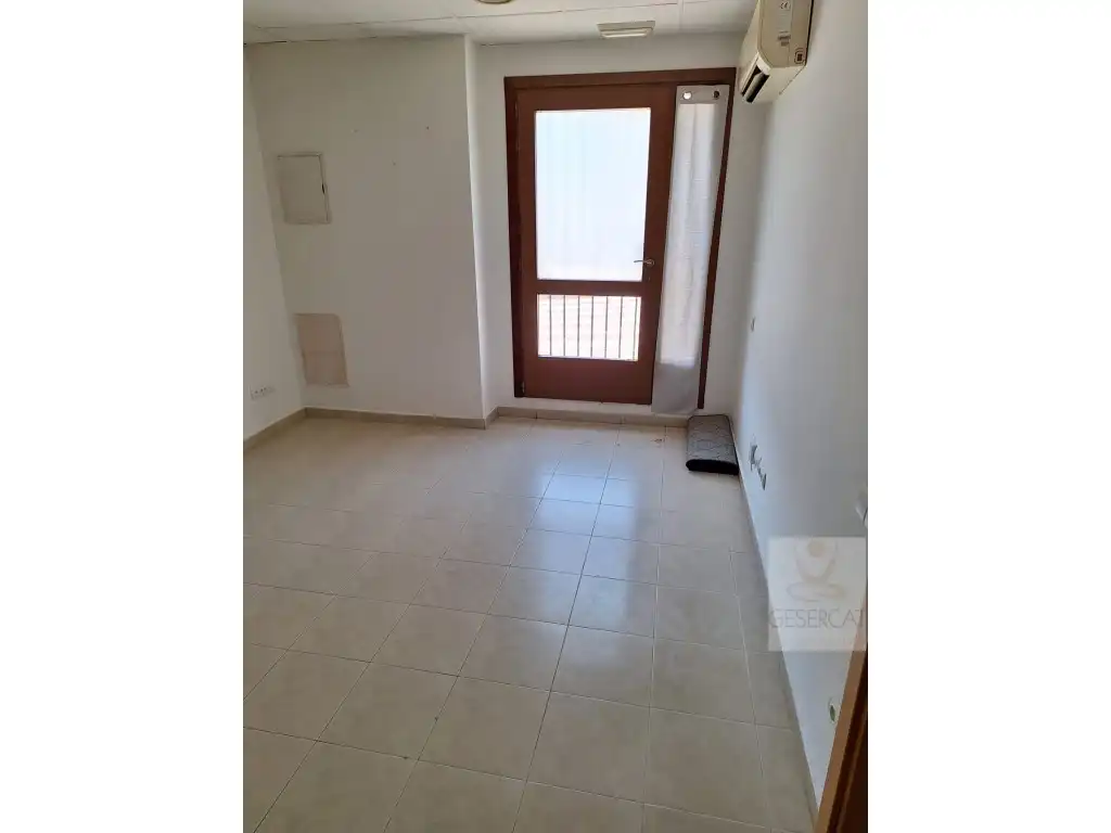 Habitación de Local de alquiler en Creixell