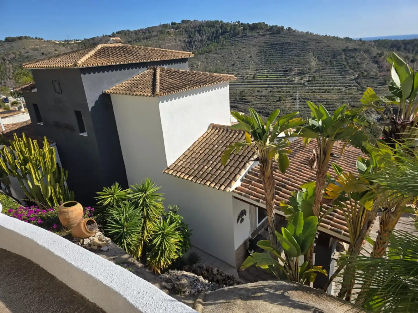 Vista exterior de Casa o chalet en venta en Calpe / Calp con Aire acondicionado, Calefacción y Jardín privado