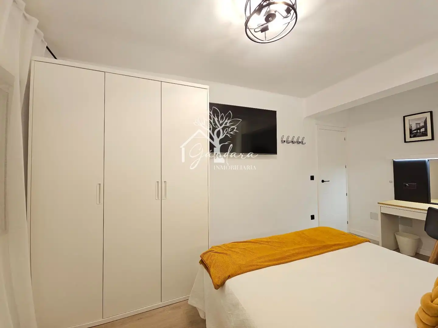 Habitación de Piso de alquiler en Narón con Calefacción