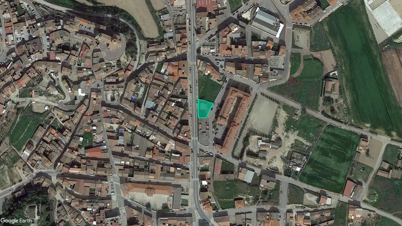 Rustikales Grundstück zum Verkauf in Av de Lleida
